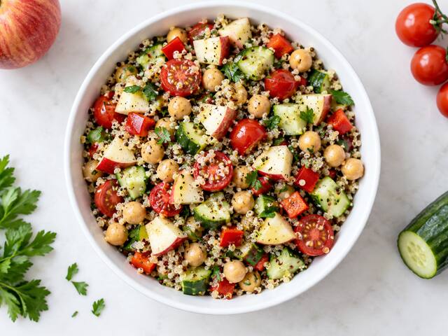 A fresh salad bowl from the iLoveSalads example store